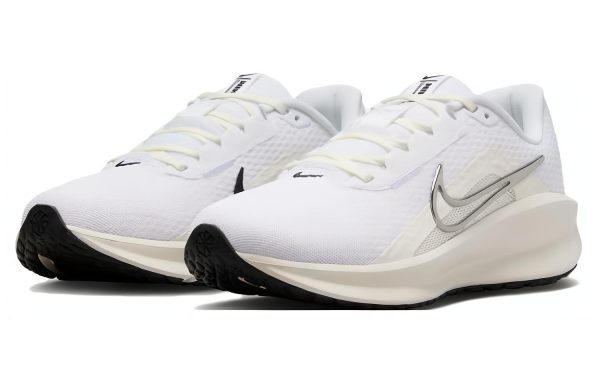 37cc01b8543c4a9caedfda3e48ad8917.jpg Nike Downshifter 13 White Black Sail Metallic Silver Women's FD6476-100