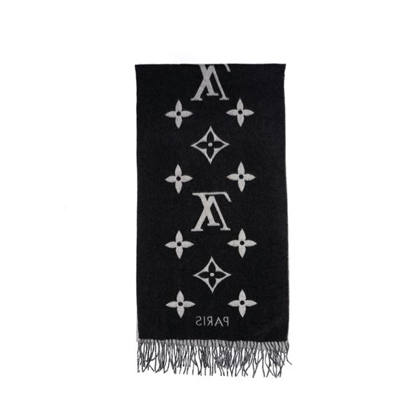 3bbeea35bcc649dab294ce035673fb36.jpg LOUIS VUITTON Reykjavik Scarf M71040