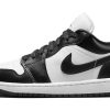 13d57c5181c94b60a6cdfcf06fb5ab31.jpg Jordan Air Jordan 1 Low top Vintage Basketball Shoes Women's Black White DC0774-101(Team56-慵懒大熊猫)