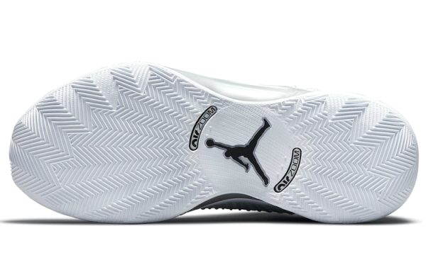 2357a84d723f4972ae6133be73fa17c2.jpg Jordan Xxxv Low Metallic Silver CW2459-100