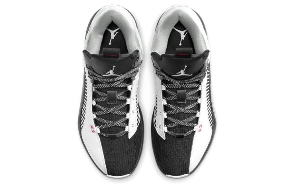 3f5b2838c5304de887123a6fd8e7e4e9.jpg Jordan 35 Low PF White Black CW2459-101