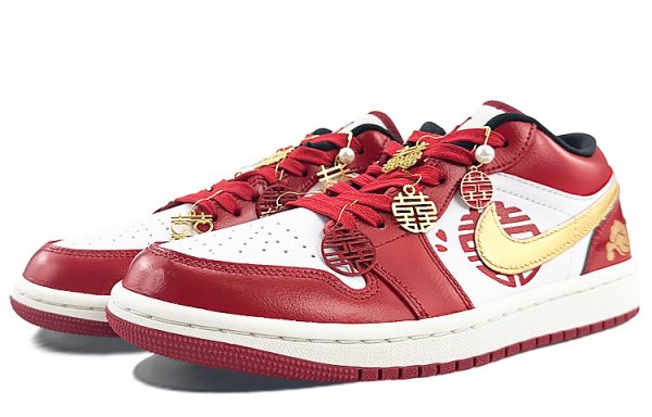 b991d33133254a738b3eb3b9e3a68591.jpg Jordan Air Jordan 1 Low Low-Top Vintage Basketball Shoes Women's Red Gold DC0774-160(Team40-女款祥云婚鞋红金)