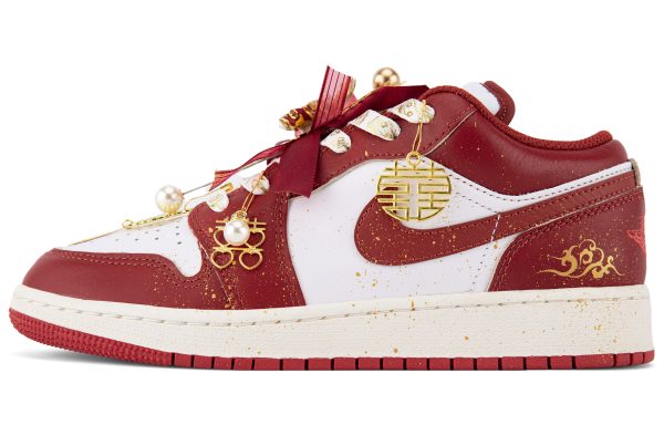 cf3b190b8da543cd8943e6bddb25ddf6.jpg Jordan Air Jordan 1 Low top Vintage Basketball Shoes Women's Red FJ3465-160(Team18-花好月圆囍SBOX)