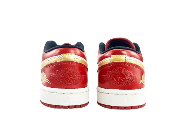 d588183b1fe44e0f80afc58e94d4f7af.jpg Jordan Air Jordan 1 Low Low-Top Vintage Basketball Shoes Women's Red Gold DC0774-160(Team40-女款祥云婚鞋红金)